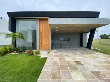 house em Rua Rio Camisas, Centro - Xangri-Lá - RS