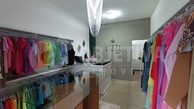 business em Rua Ernesto Vicentini, Presidente Roosevelt - Uberlândia - MG