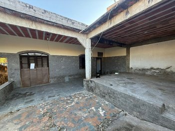 house em Rua Elvira Mattos Silva, Novo Surubi - Resende - RJ