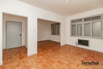 apartment em Rua Duque de Caxias, Centro Histórico - Porto Alegre - RS