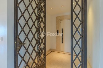 apartment em Rua Doutor José Maria Whitaker, Vila Sofia - São Paulo - SP