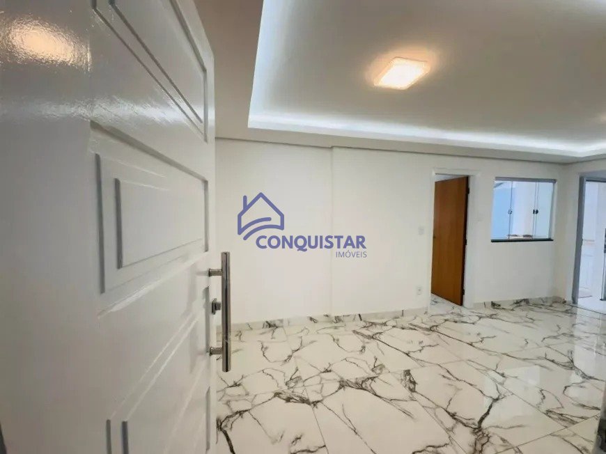 Casa com 3 quartos — Rio Branco, Belo Horizonte