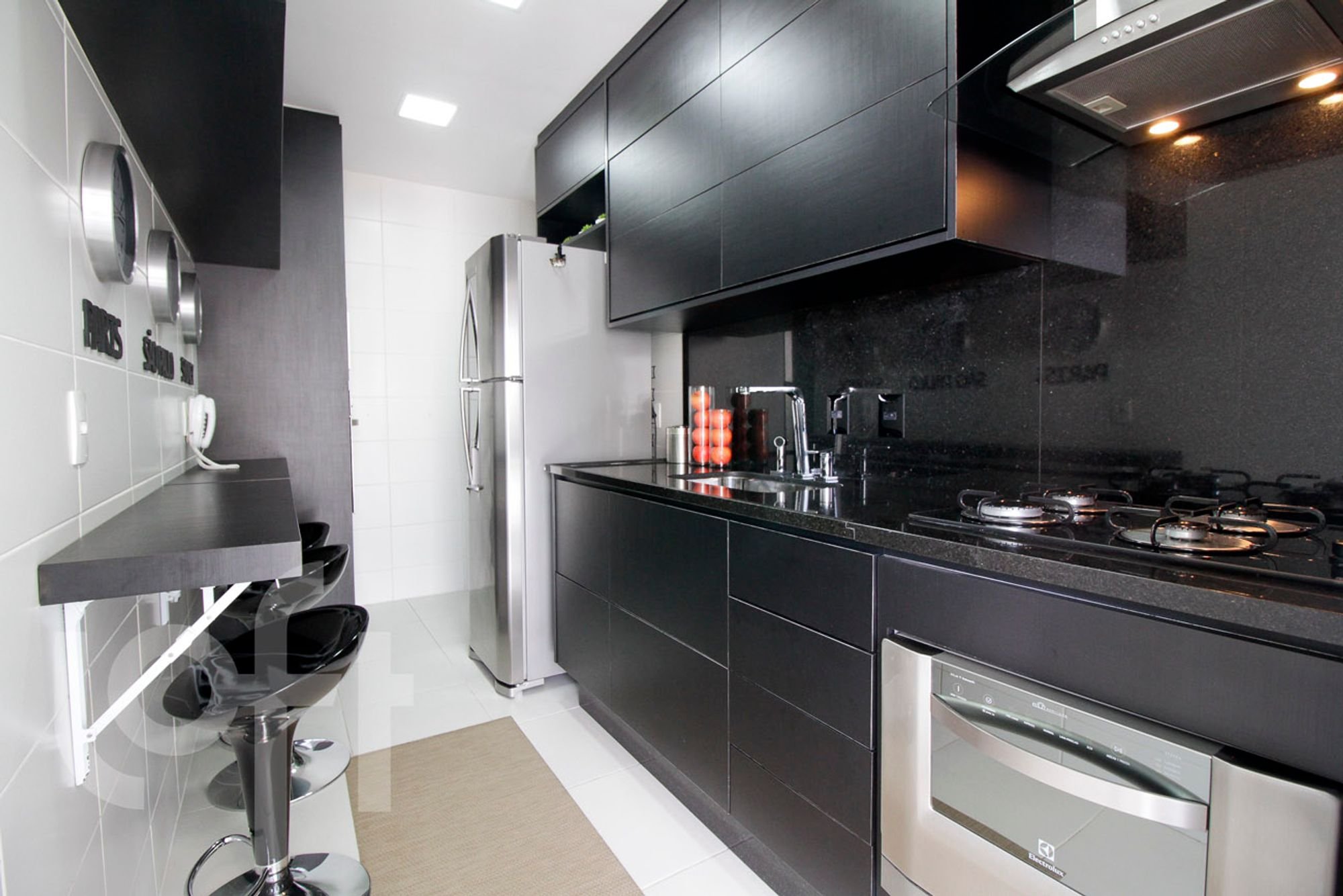 Apartamento para Venda por R$1.380.000,00 com 89m², 3 dormitórios e 2 vagas - Sumaré, São paulo / SP