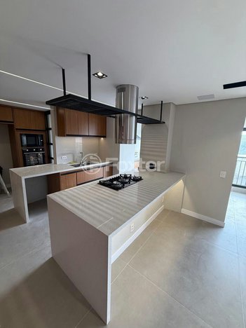 apartment em Rua Bento Branco de Andrade Filho, Jardim Dom Bosco - São Paulo - SP