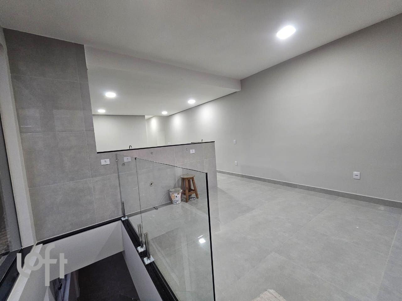 Casa com 4 quartos — Heliópolis, Belo Horizonte