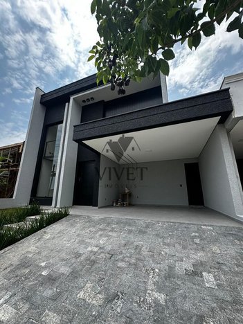 house em Avenida Três de Março, Aparecidinha - Sorocaba - SP