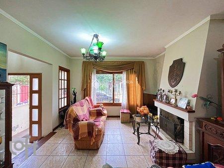 Rua Kyve T. Knijnik - facade47.jpg