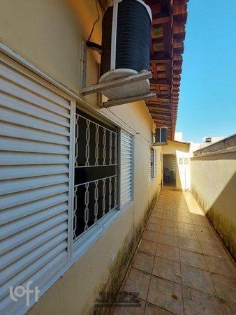 Rua Antônio Molitor - facade01.jpg