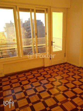 Rua Ramiro Barcelos - facade38.jpg