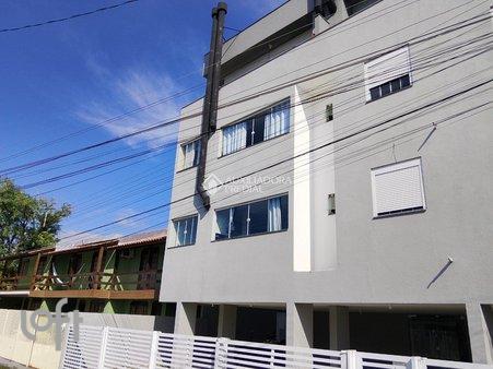 Rua Olegário Pereira - facade01.jpg