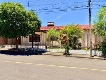 house em Rua Doutor Waldiro de Campos Gouvea, Jardim Graziela - Londrina - PR