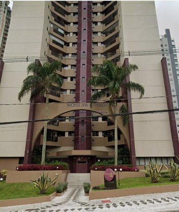 apartment em Rua Monsenhor Ivo Zanlorenzi, Mossunguê - Curitiba - PR