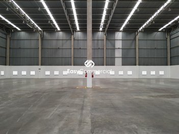 industrial em Rua Nove, Chácaras Reunidas Santa Terezinha - Contagem - MG