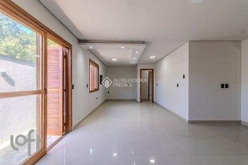 house em Travessa Alfredo Magalhães, Ipanema - Porto Alegre - RS