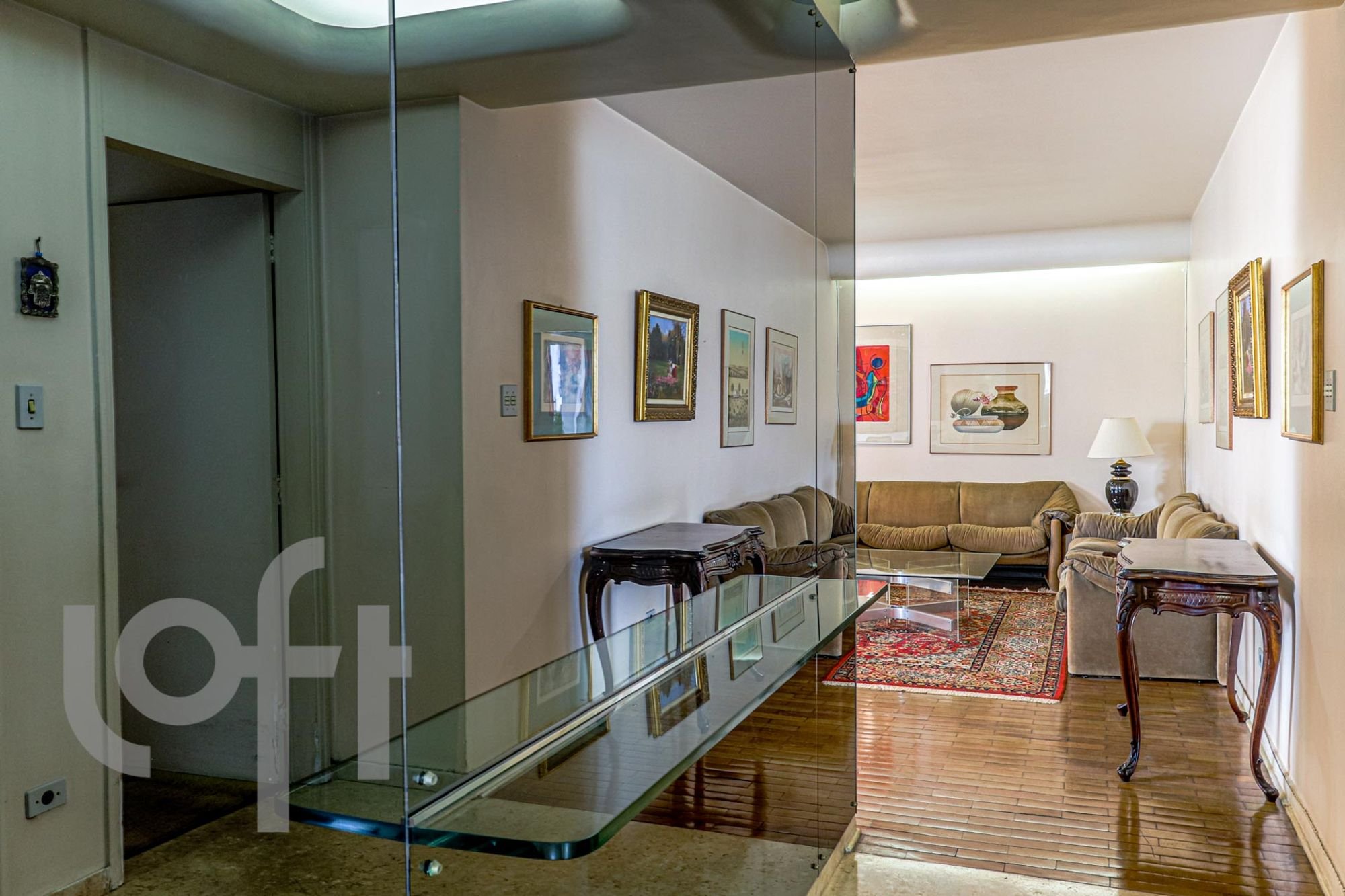 Apartamento para Venda por R$2.500.000,00 com 250m², 3 dormitórios e 2 vagas - Santa cecília, São paulo / SP