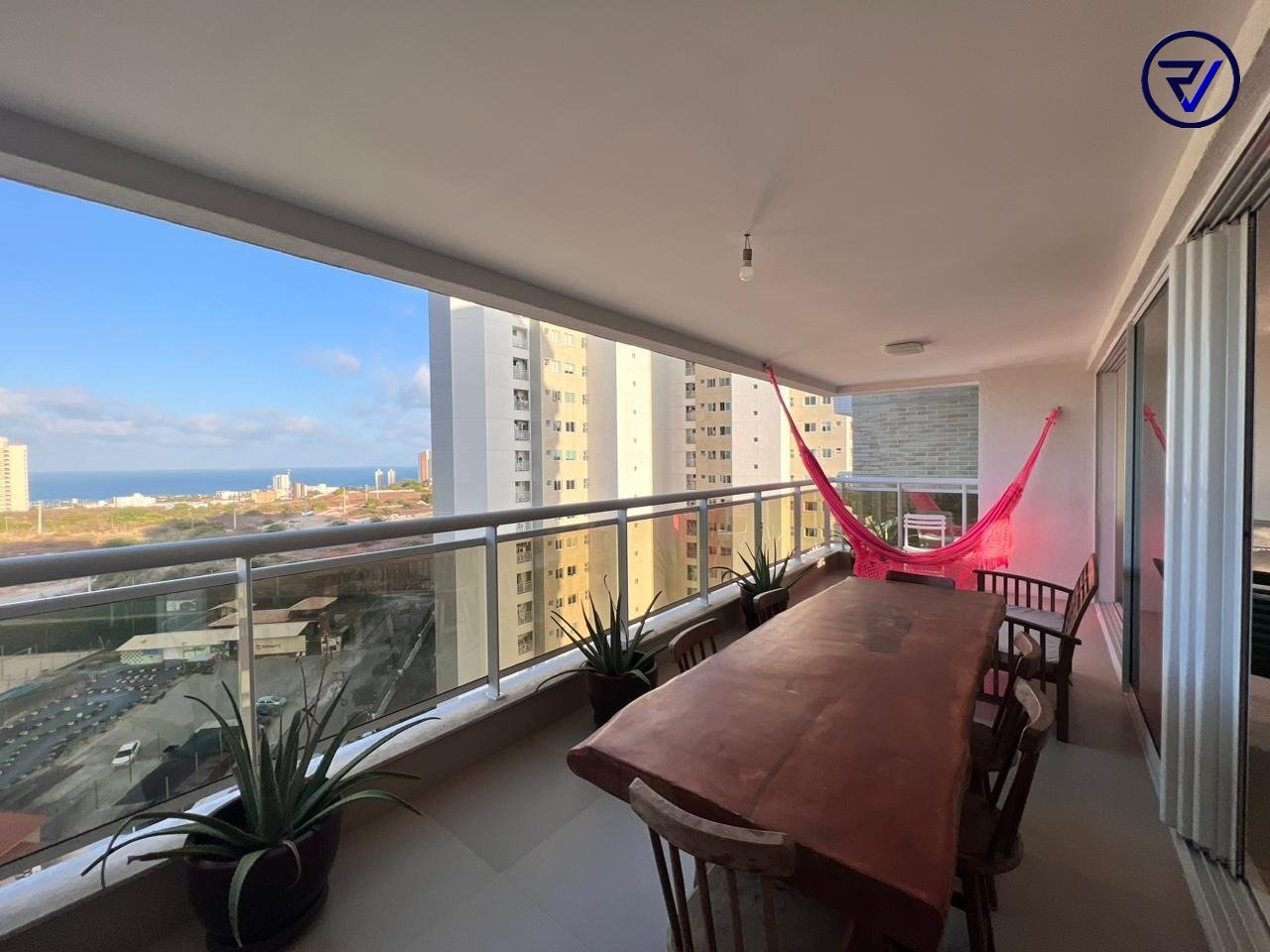 9daf1f79-9916-4c10-a1ee-030bd973d338