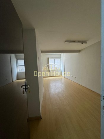 office em Rua Vinte e Cinco-A, Vila Santa Cecília - Volta Redonda - RJ