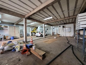 industrial em Avenida Taylor Silva, Tocantins - Uberlândia - MG