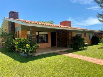 house em Rua Rio Negro, Centro - Xangri-Lá - RS