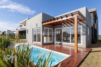 house em RUA INACIO FELISBERTO MAGNUS, Centenário - Torres - RS