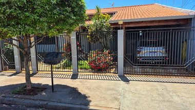 house em Rua São Caetano do Sul, Champagnat - Londrina - PR