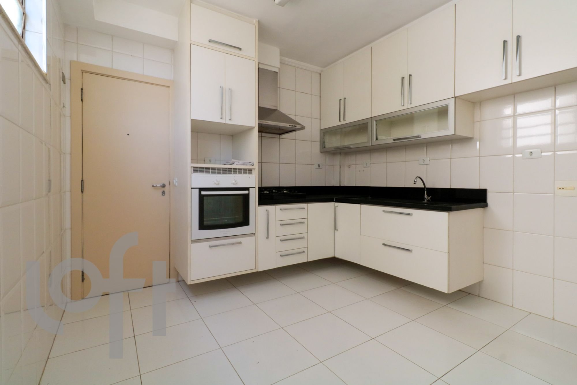 Apartamento para Venda por R$1.300.000,00 com 121m², 4 dormitórios e 1 vaga - Pinheiros, São paulo / SP