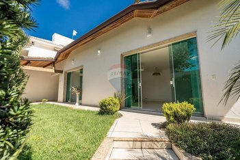 house em Rua Primeiros Sonhos, Jardim Guanabara - Rio de Janeiro - RJ