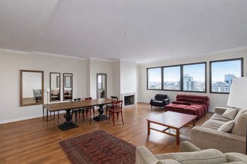 apartment em Rua João Caetano, Três Figueiras - Porto Alegre - RS