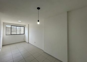 apartment em Avenida Juca Sampaio, Barro Duro - Maceió - AL