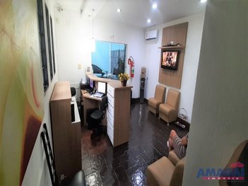 office em Leonor Chaves Dias, Centro - Jacareí - SP