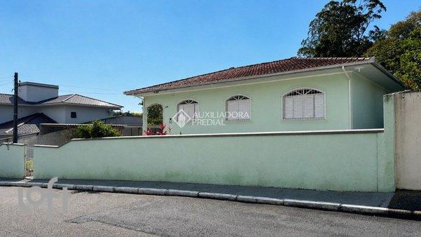 Servidão das Embaúbas - facade01.jpg