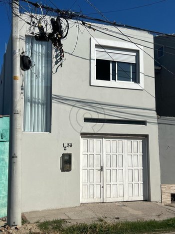 house em Rua Bolívia, Frederico Ernesto Buchholz - Rio Grande - RS