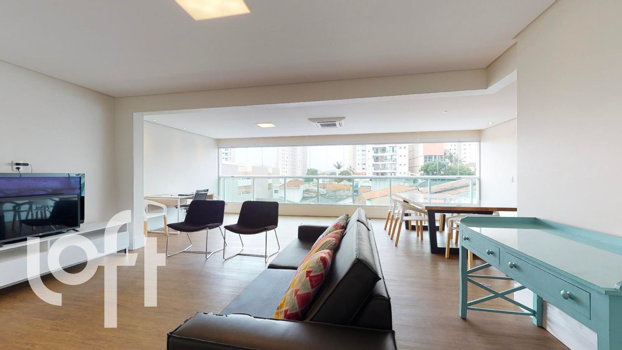 Apartamento para Venda por R$1.600.000,00 com 135m², 3 dormitórios e 2 vagas - Santa teresinha, São paulo / SP