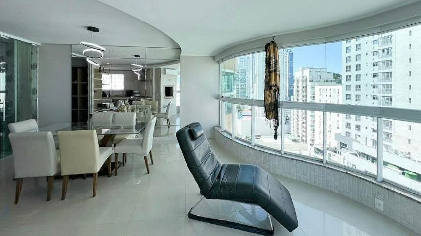 WhatsApp Image 2025-10-10 at 14.35