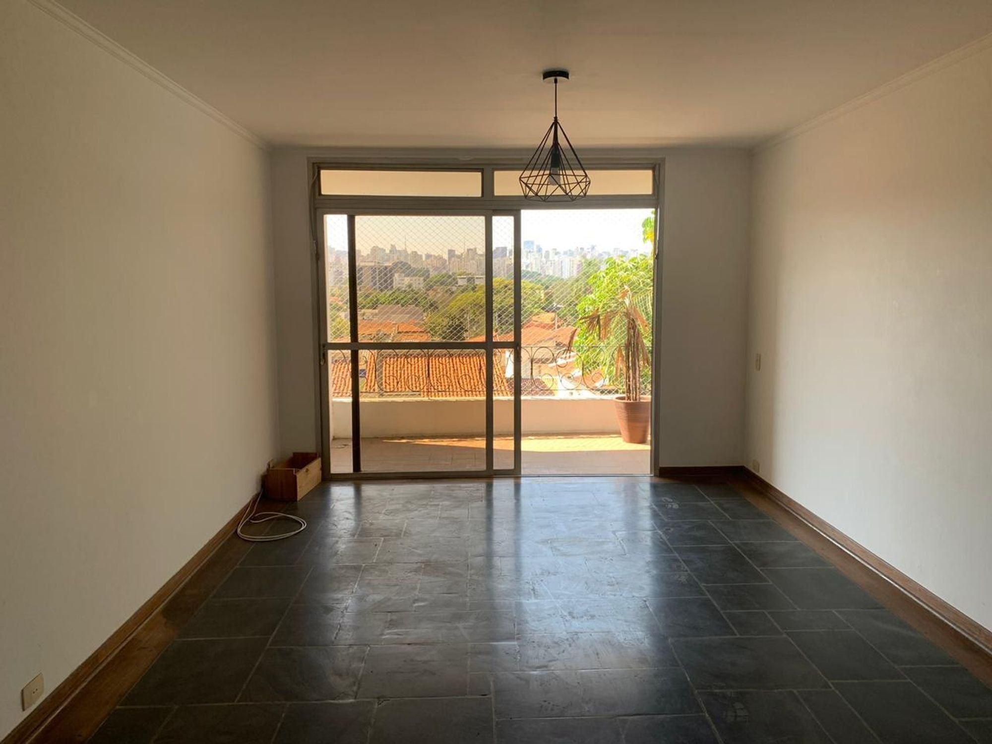 Apartamento para Venda por R$2.500.000,00 com 150m², 4 dormitórios e 2 vagas - Vila nova conceição, São paulo / SP