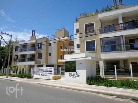 Rua Auroreal - facade05.jpg