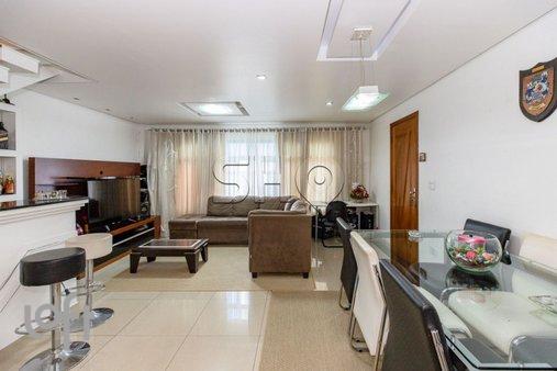 Pantojo - facade04.jpg