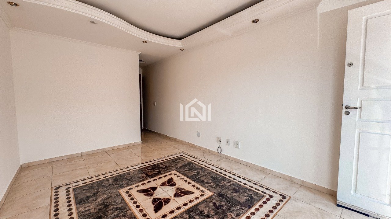 Casa para venda e locacao no condominio Cidade Jardim - Sala de televisao e sala de jantar