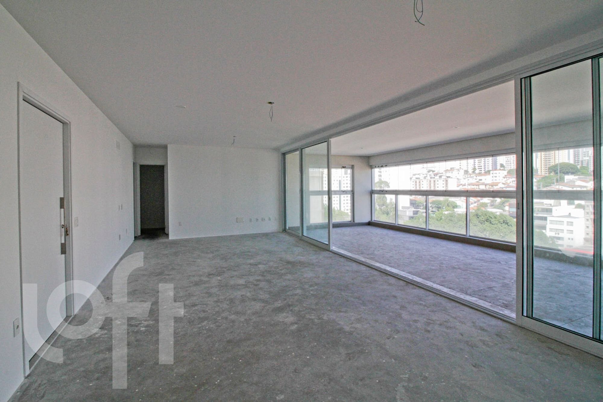 Apartamento para Venda por R$2.850.000,00 com 212m², 4 dormitórios e 4 vagas - Perdizes, São paulo / SP