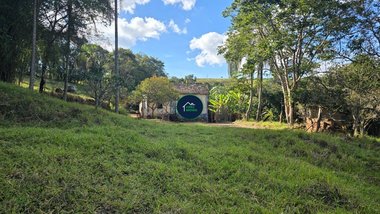 agricultural em Rua Engenheiro Corrêa, Engenheiro Correia - Ouro Preto - MG