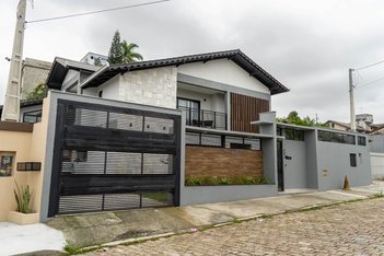 house em Rua dos Gerânios, Boa Vista - Joinville - SC