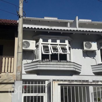house em Rua Marina Sirângelo Castello, Jardim Itu - Porto Alegre - RS