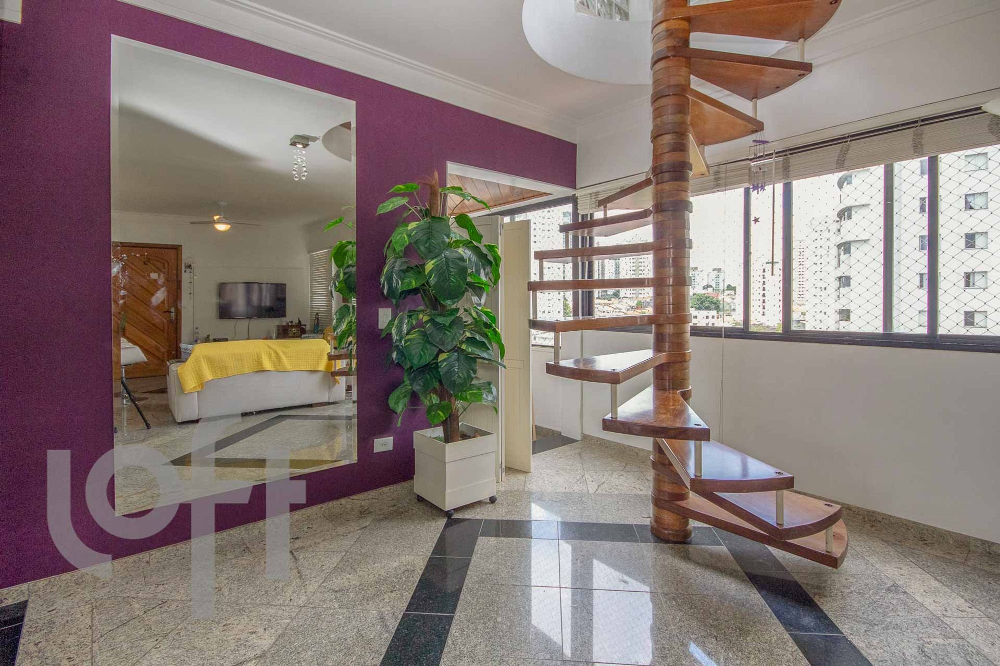 Apartamento para Venda por R$1.400.000,00 com 180m², 4 dormitórios e 2 vagas - Vila gumercindo, São paulo / SP - Foto 2