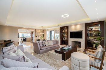 apartment em Barão de Santo Ângelo, Moinhos de Vento - Porto Alegre - RS