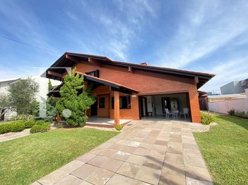 house em Rua Ibirapuitã, Centro - Xangri-Lá - RS