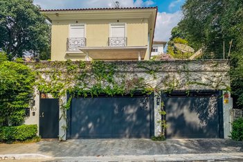 house em Rua Ubatuba, Pacaembu - São Paulo - SP