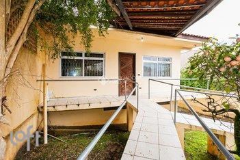 house em Rua Pastor Antônio Cardona Aguiar, Novo Mundo - Curitiba - PR