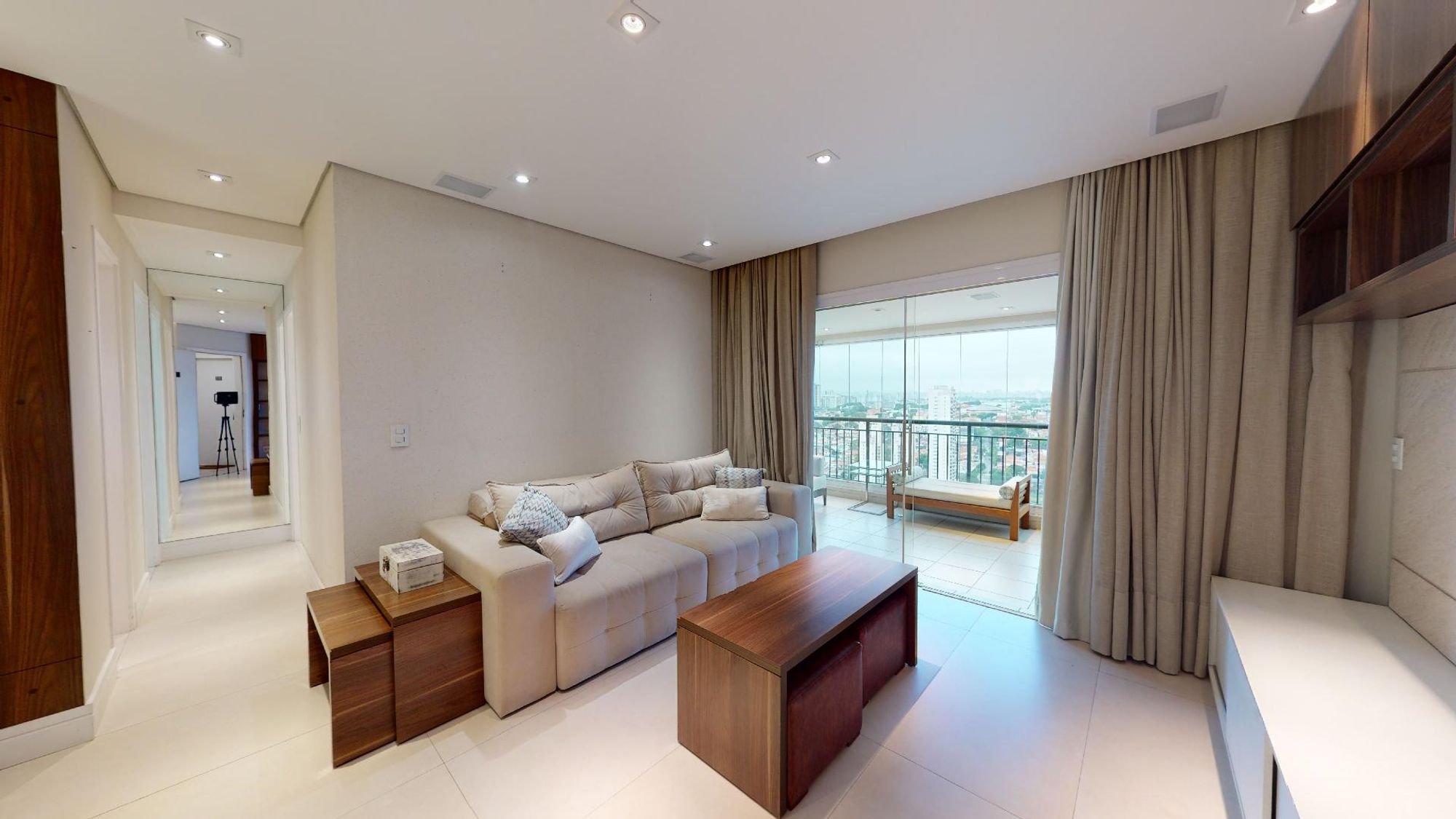 Apartamento para Venda por R$900.000,00 com 83m², 2 dormitórios e 2 vagas - Campo belo, São paulo / SP