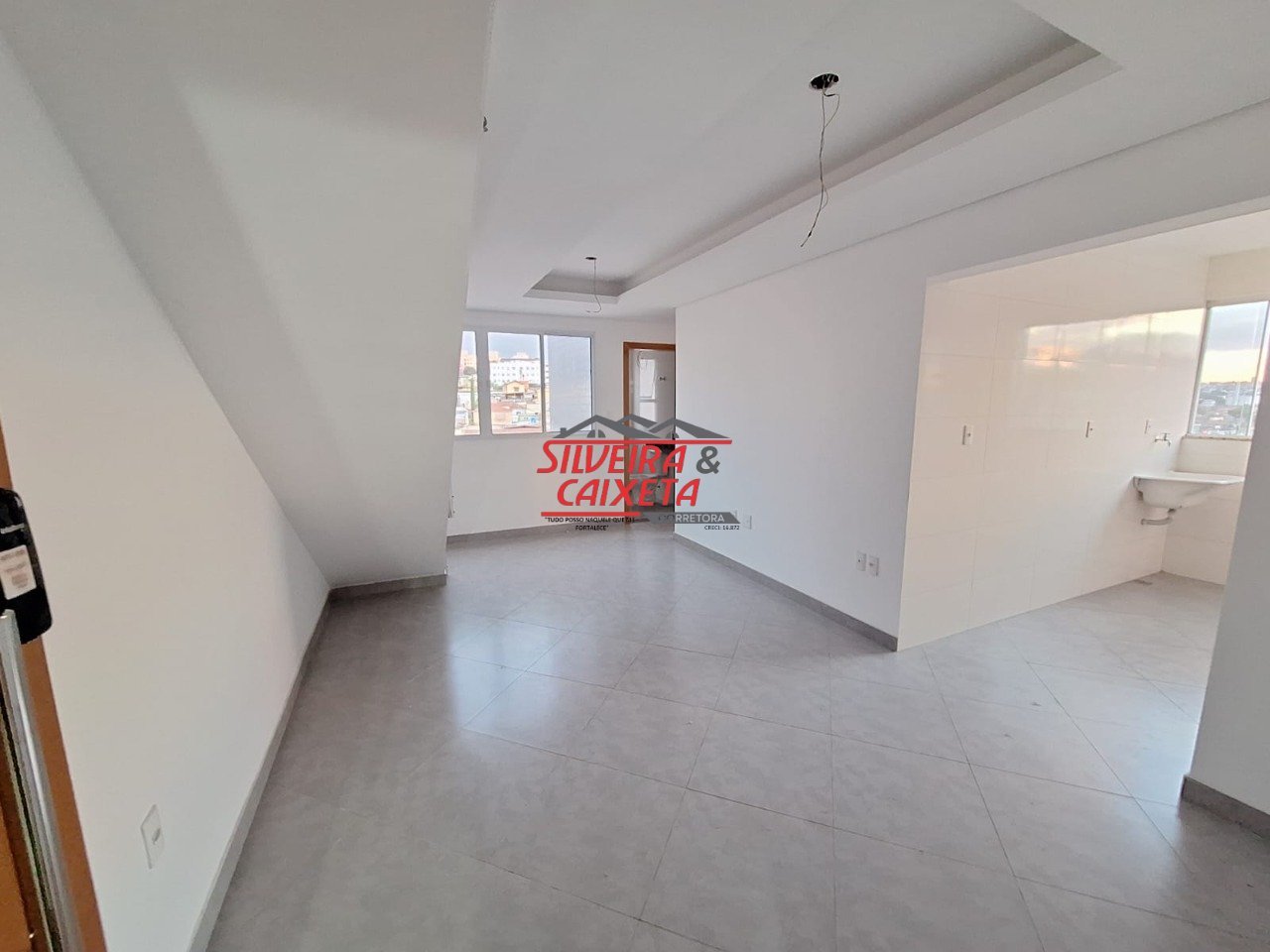 Cobertura com 2 quartos — Santa Mônica, Belo Horizonte
