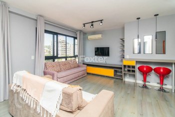 apartment em Rua Marechal Hermes, Camaquã - Porto Alegre - RS